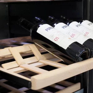 Tủ bảo quản Rượu vang Caso WineComfort 126
